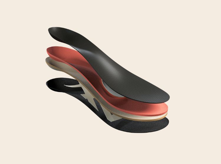 Sprängskiss på 5-Bar System Ortopediska Inlägg. Beige bakgrund.